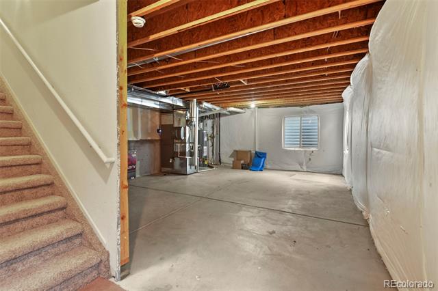 1058 Crenshaw Street