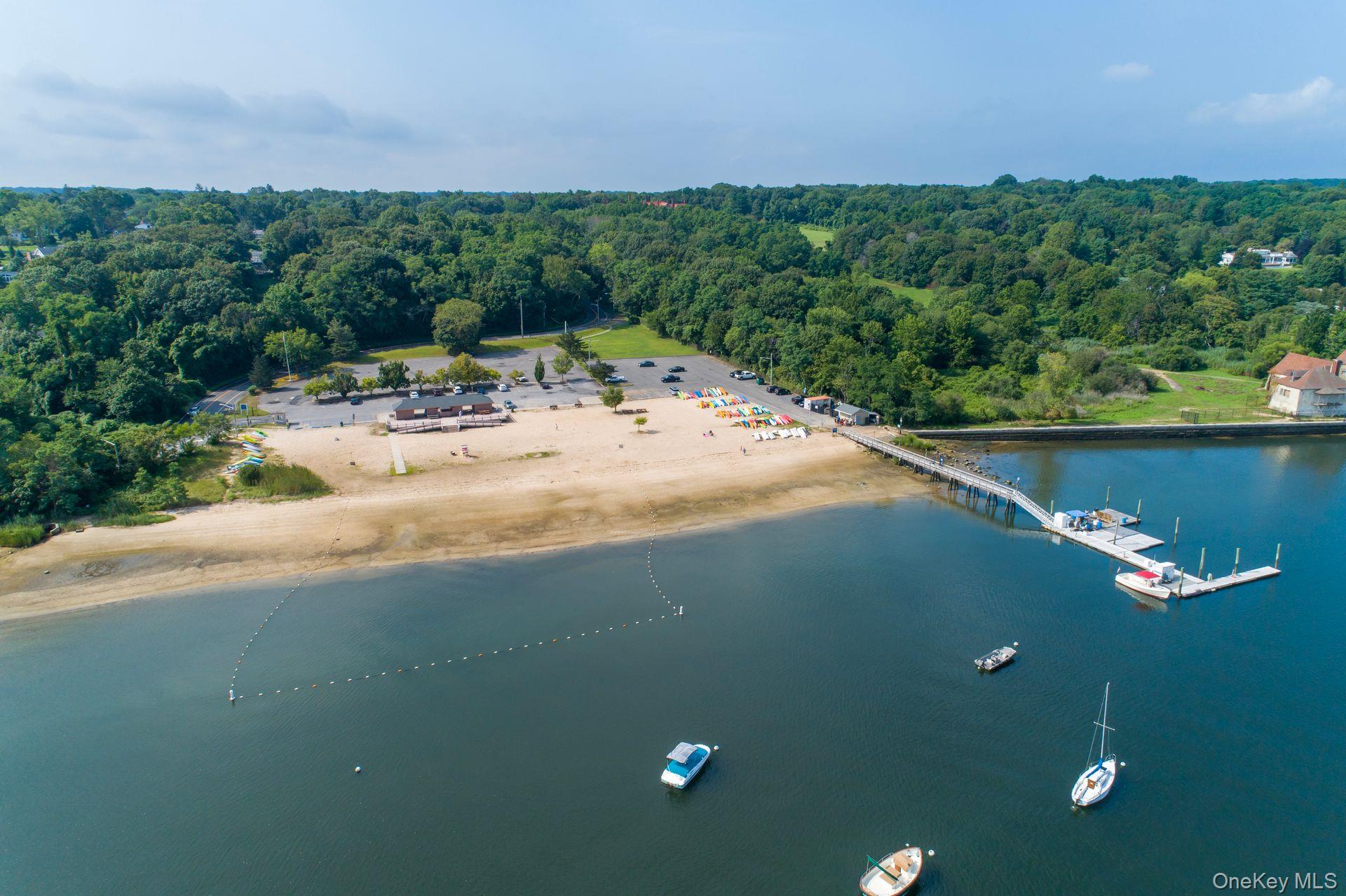 307 W Shore Road Unit: 5