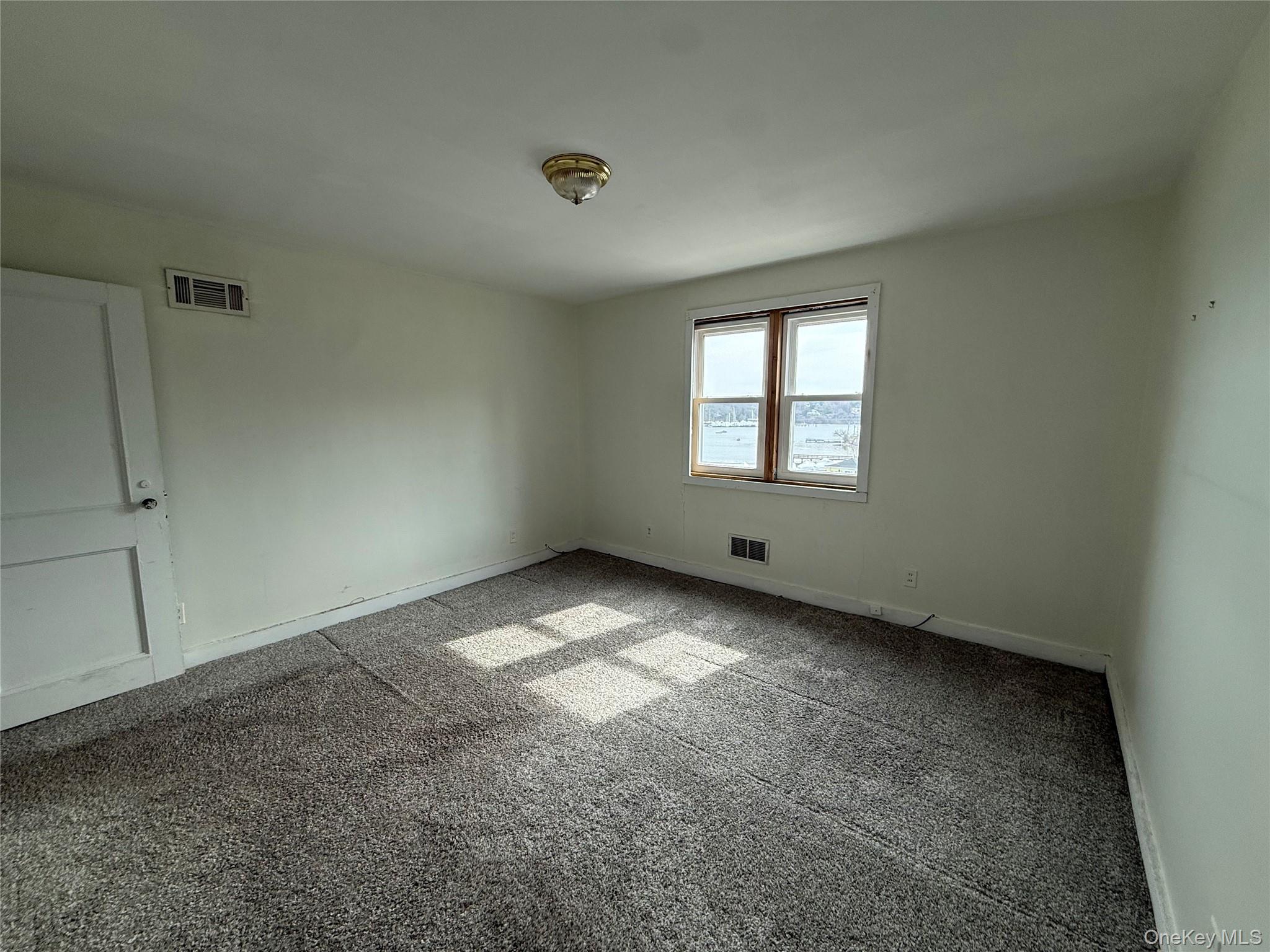 307 W Shore Road Unit: 5