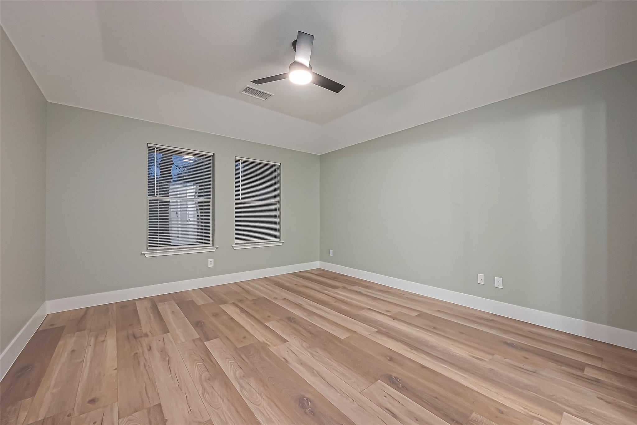 2 Garden Lodge Place