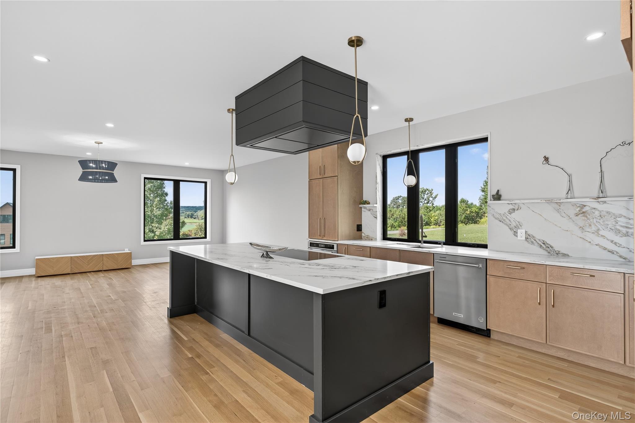 14 Warwick Isle Boulevard