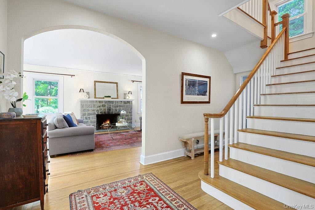 91 Vaughn Avenue