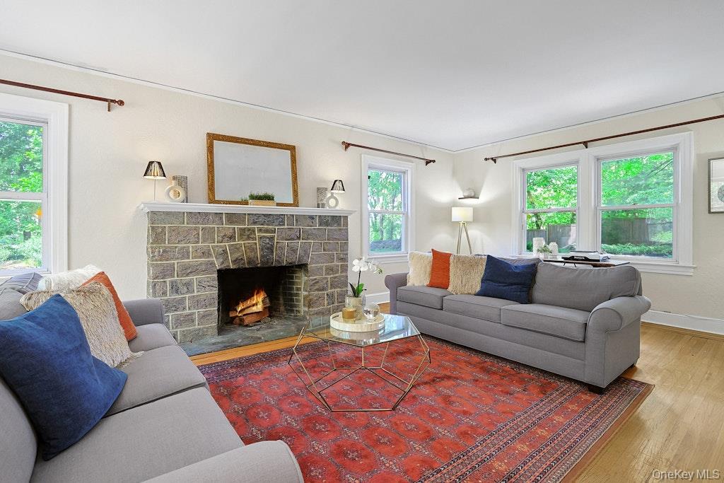 91 Vaughn Avenue