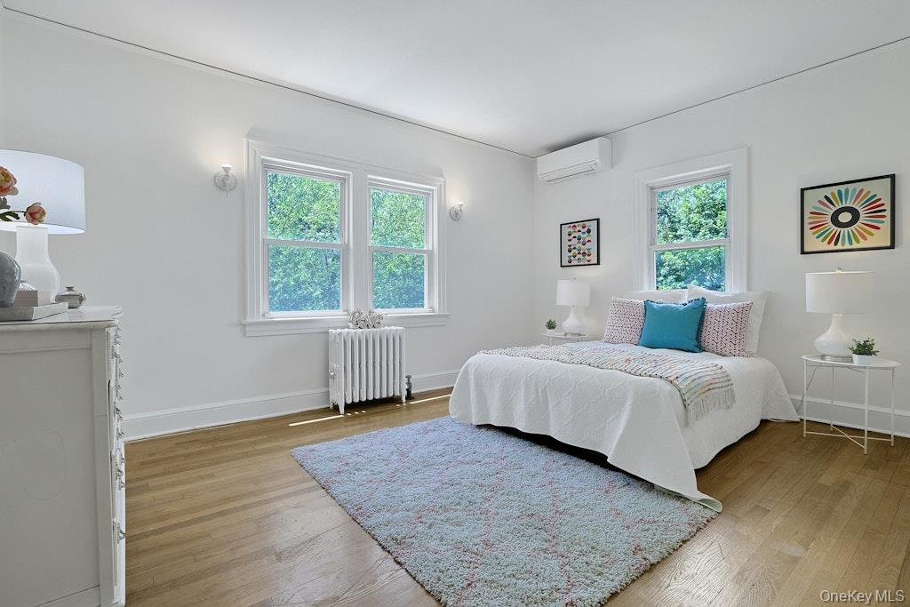 91 Vaughn Avenue