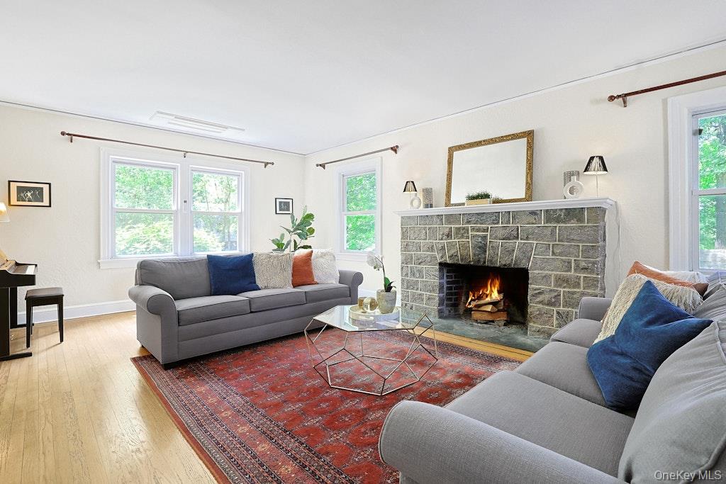 91 Vaughn Avenue