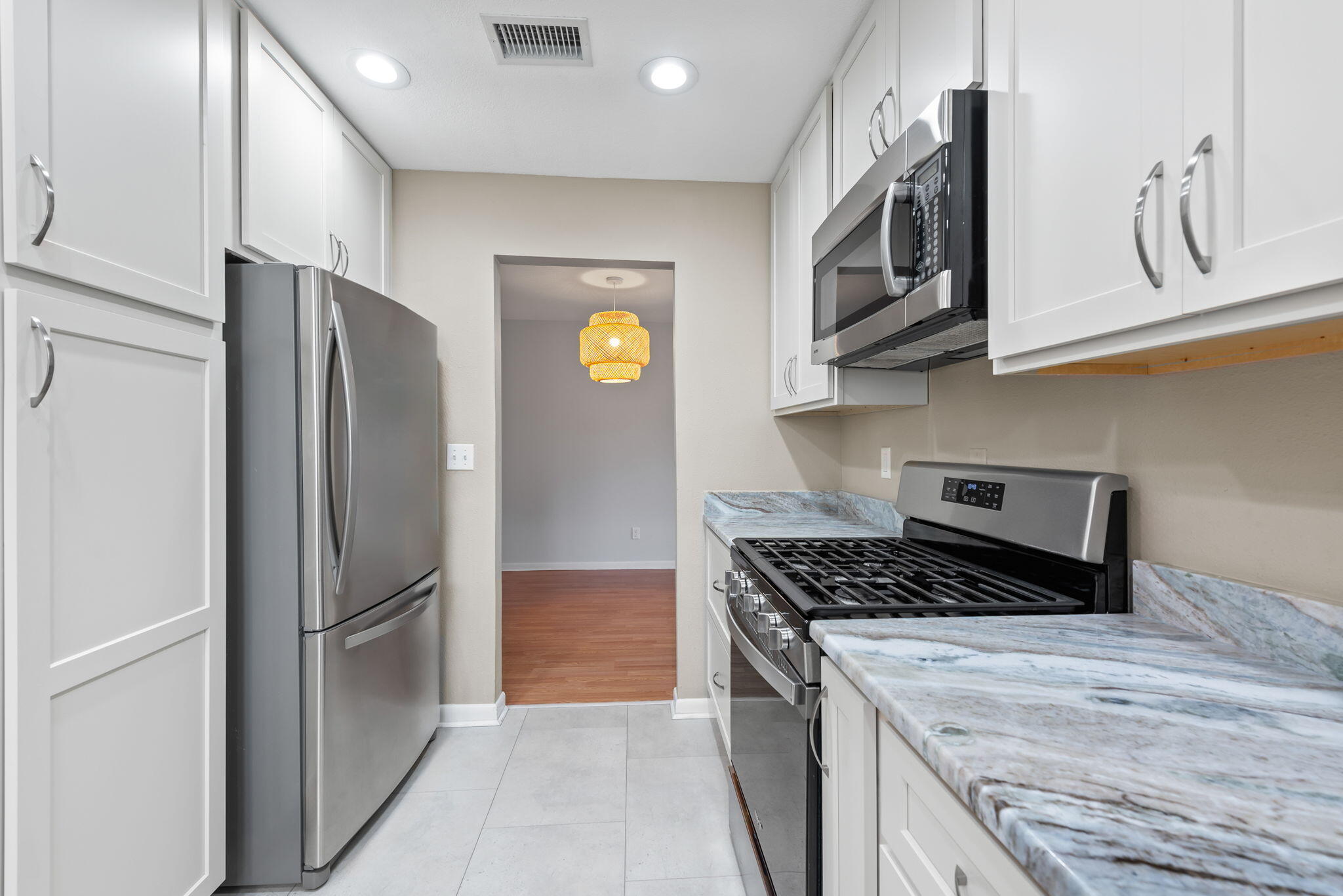 240 W W Lorraine Dr Drive