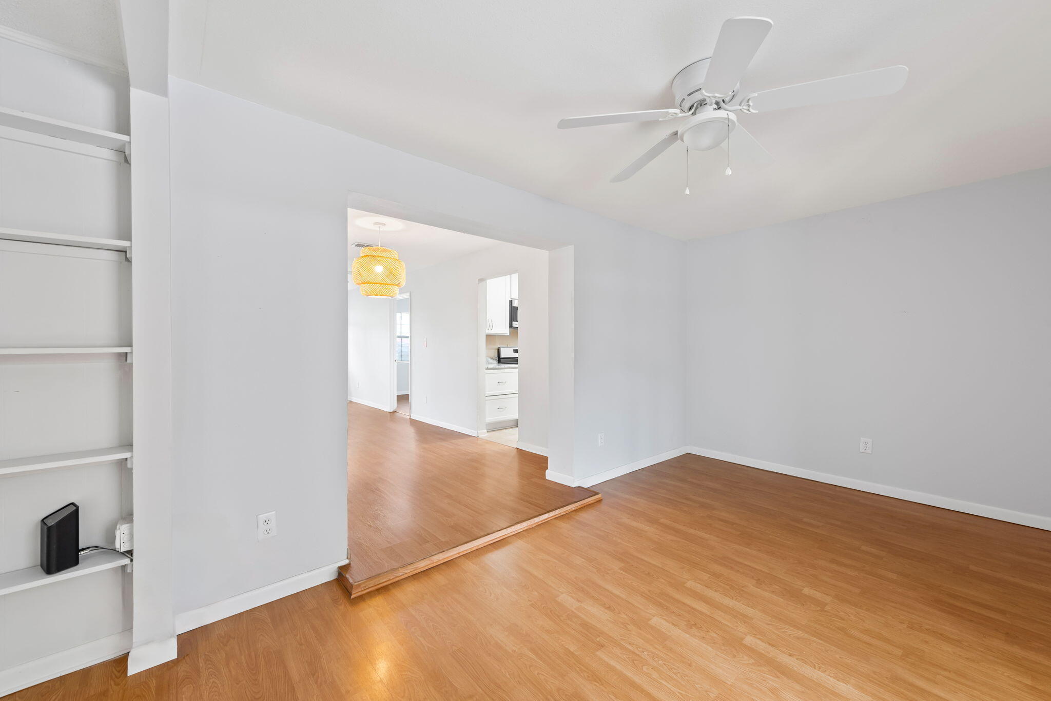 240 W W Lorraine Dr Drive