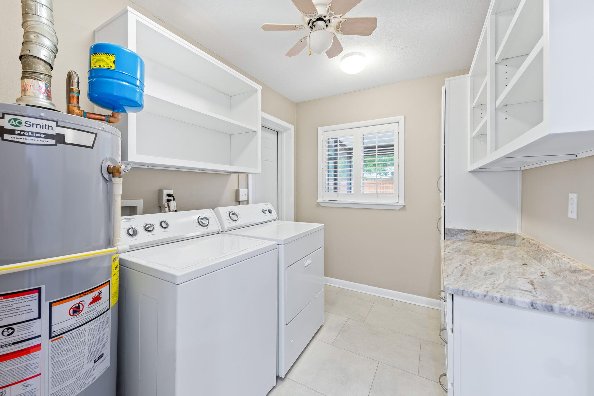 240 W W Lorraine Dr Drive