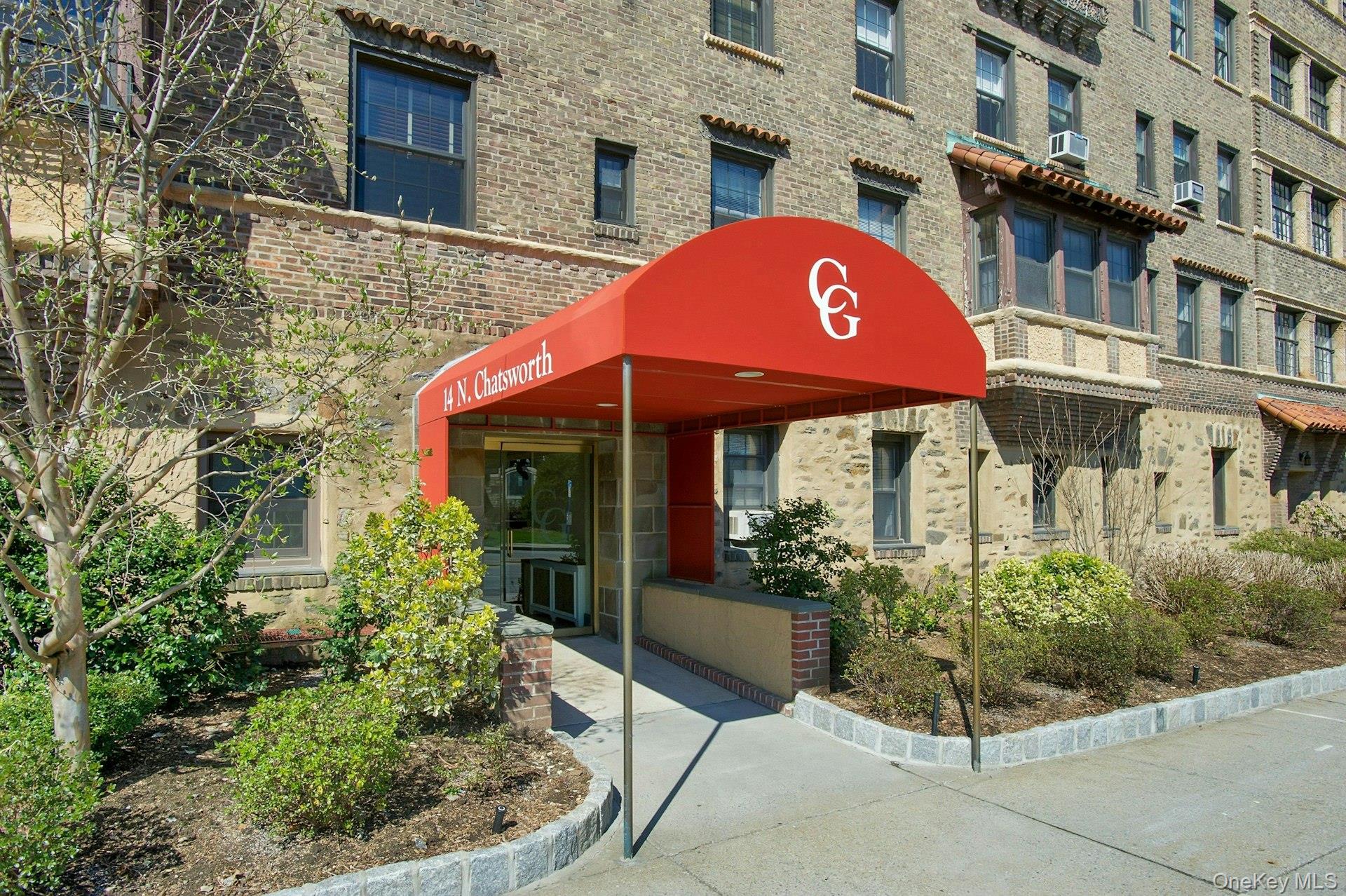 14 N Chatsworth Avenue Unit: 6C