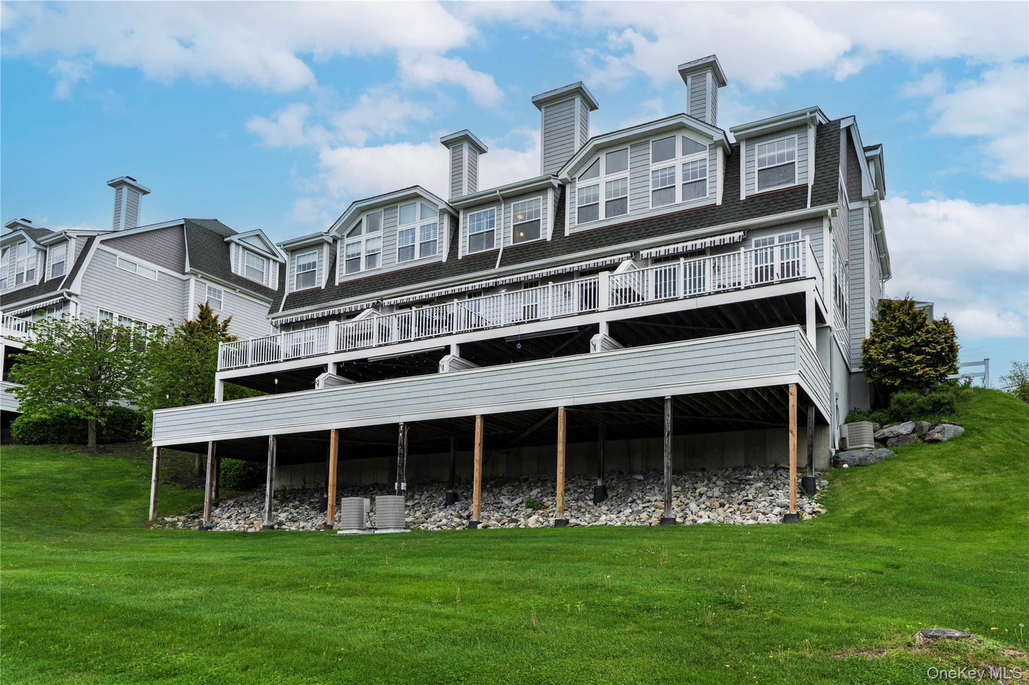 126 Hudson Pointe Drive