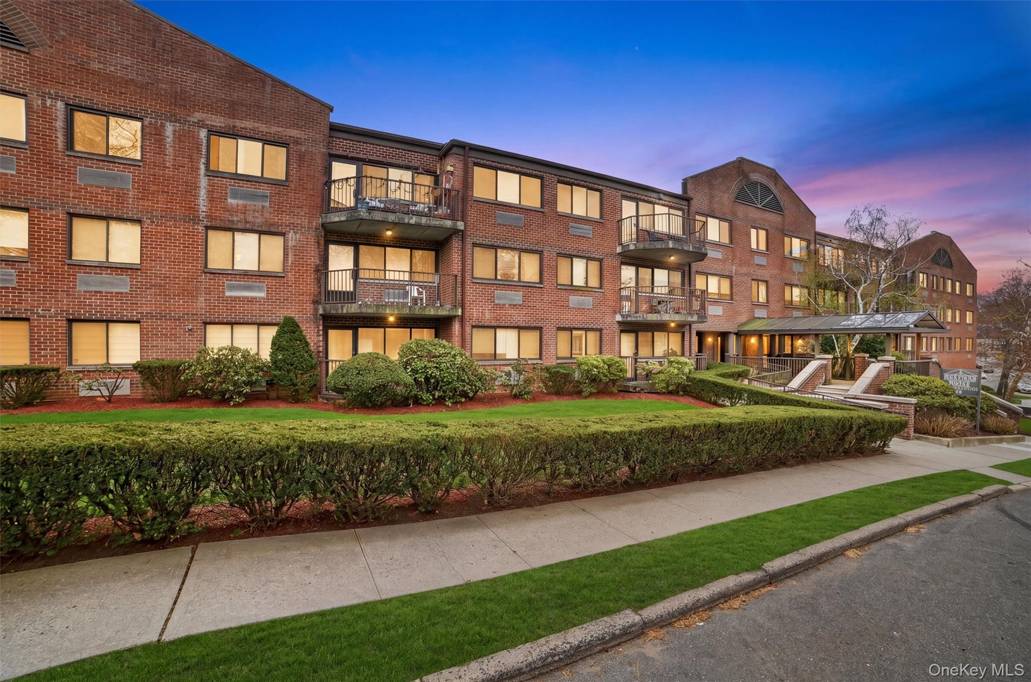66 Crisfield Unit: 1X