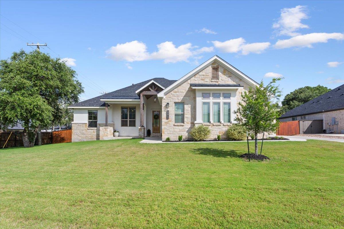 5017 Bella Charca PKWY