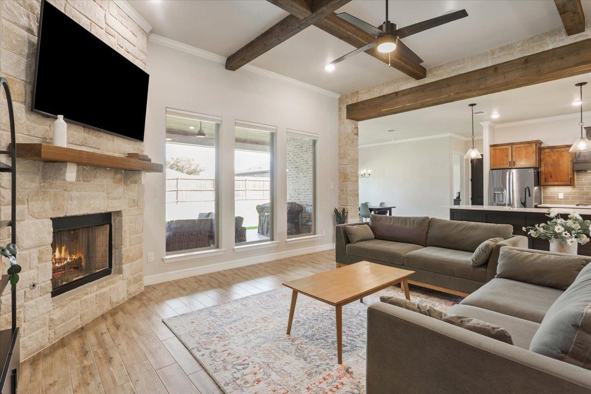 5017 Bella Charca PKWY