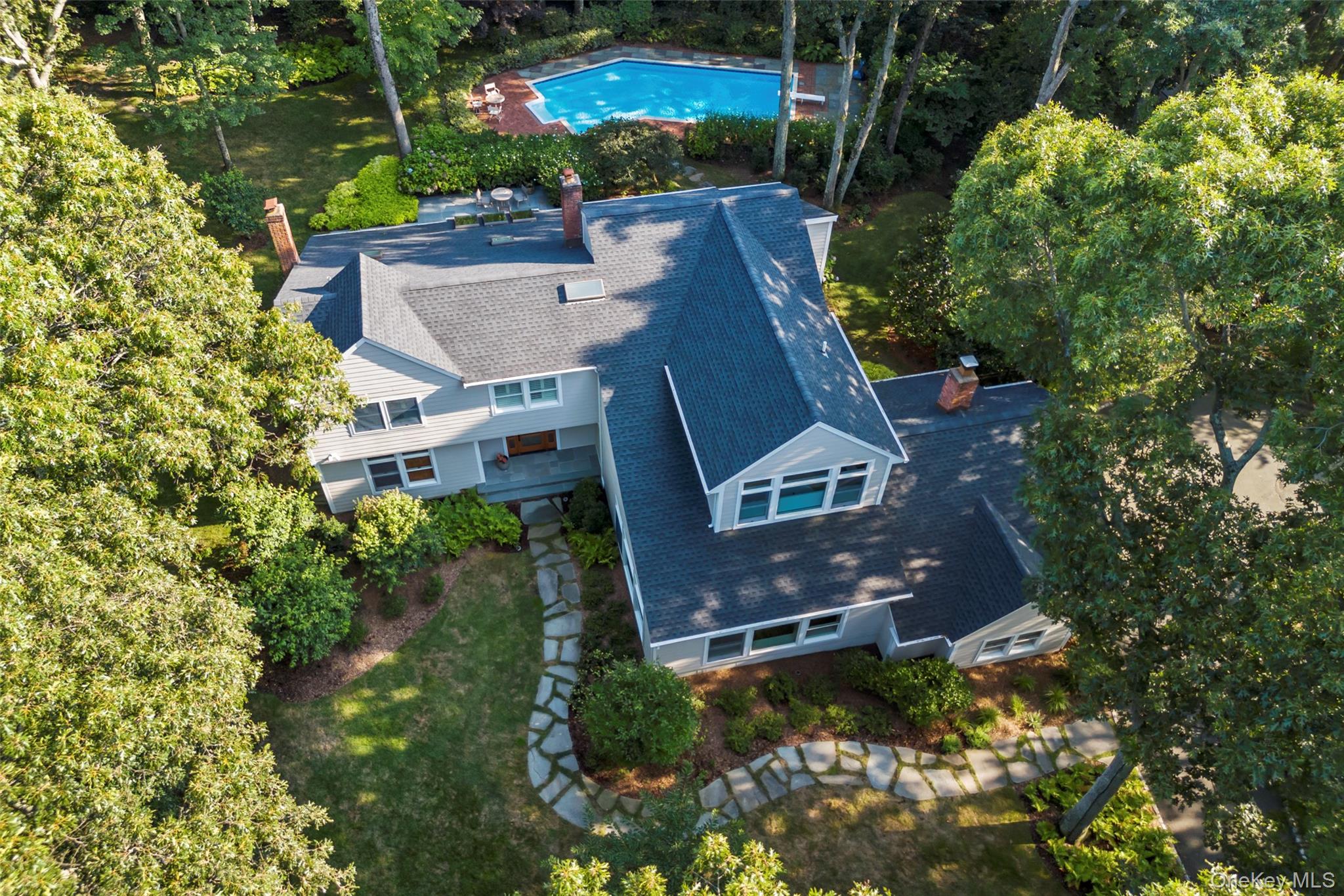 8 Waterview Lane