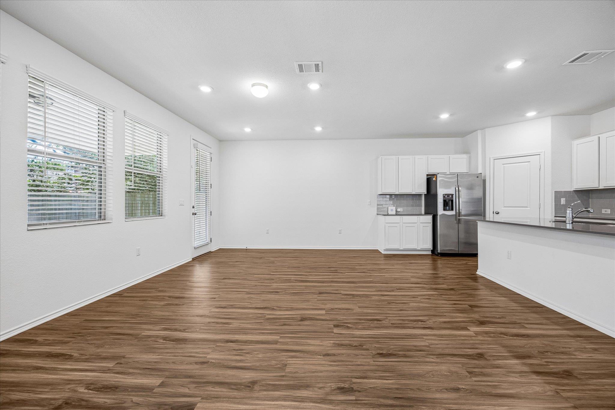 10303 Buster DR