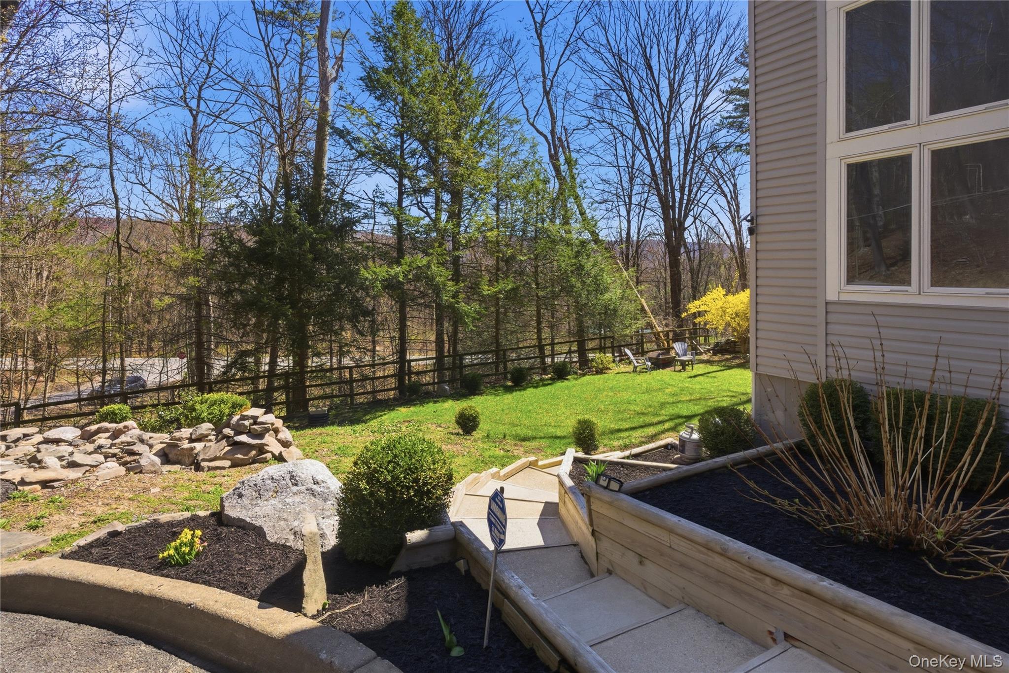 9 Rustic Hills Road