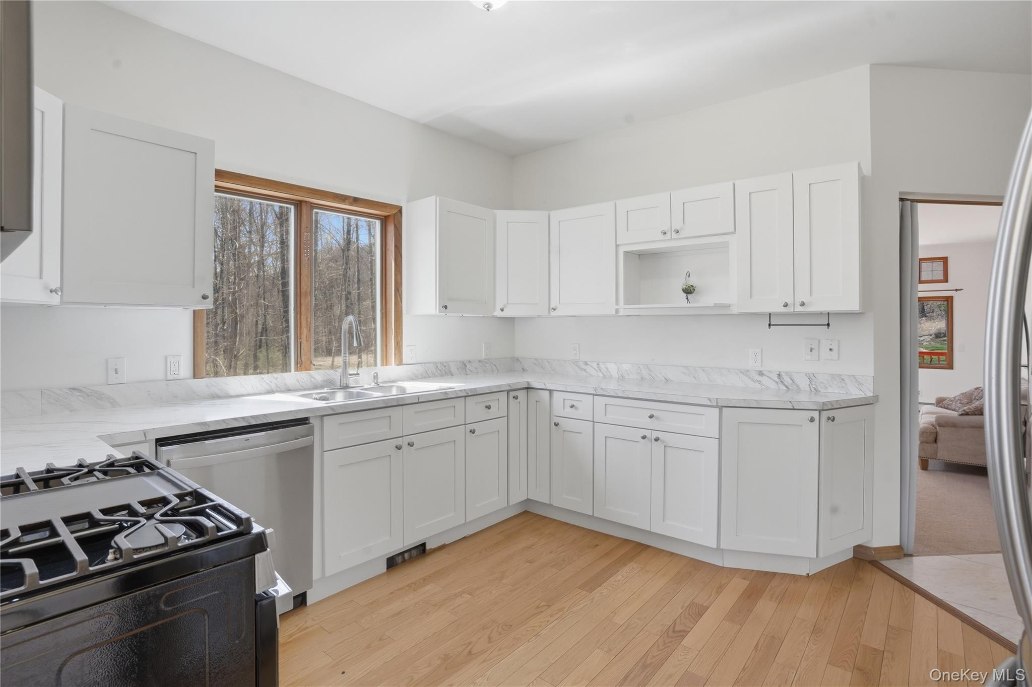 9 Rustic Hills Road