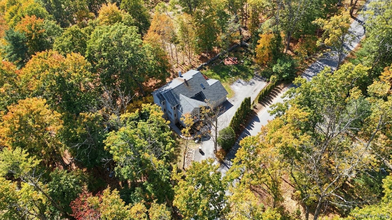 9 Rustic Hills Road