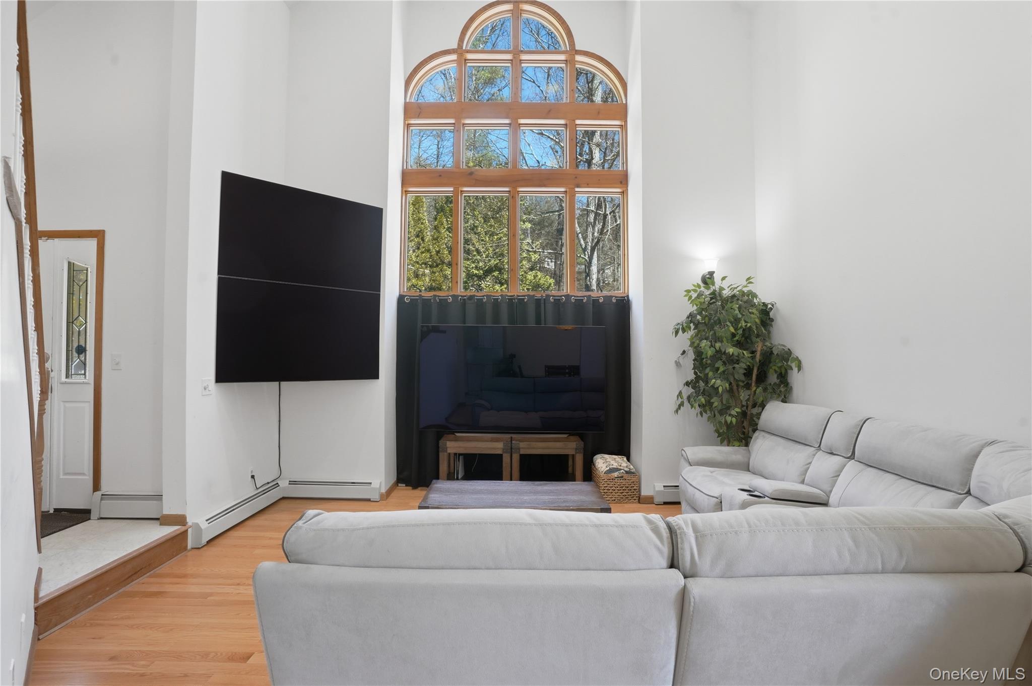 9 Rustic Hills Road