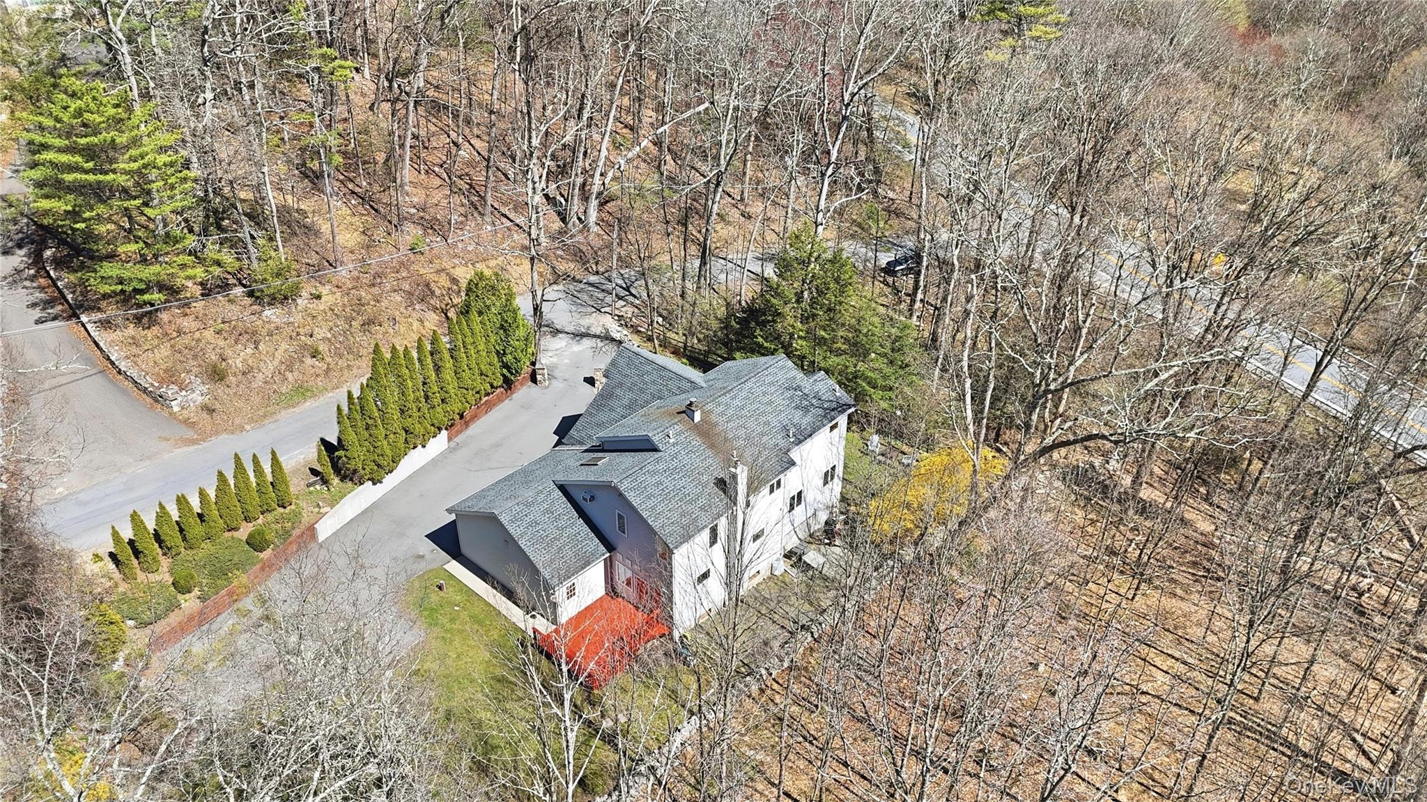 9 Rustic Hills Road