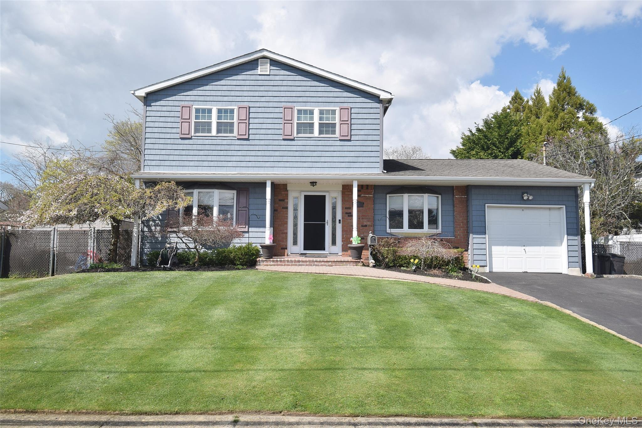 32 Lagoon Place