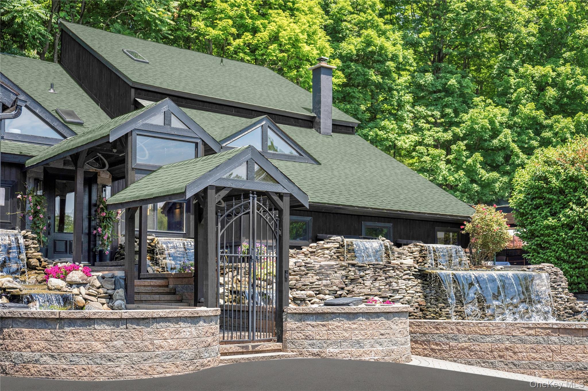 19 Greentree Lane