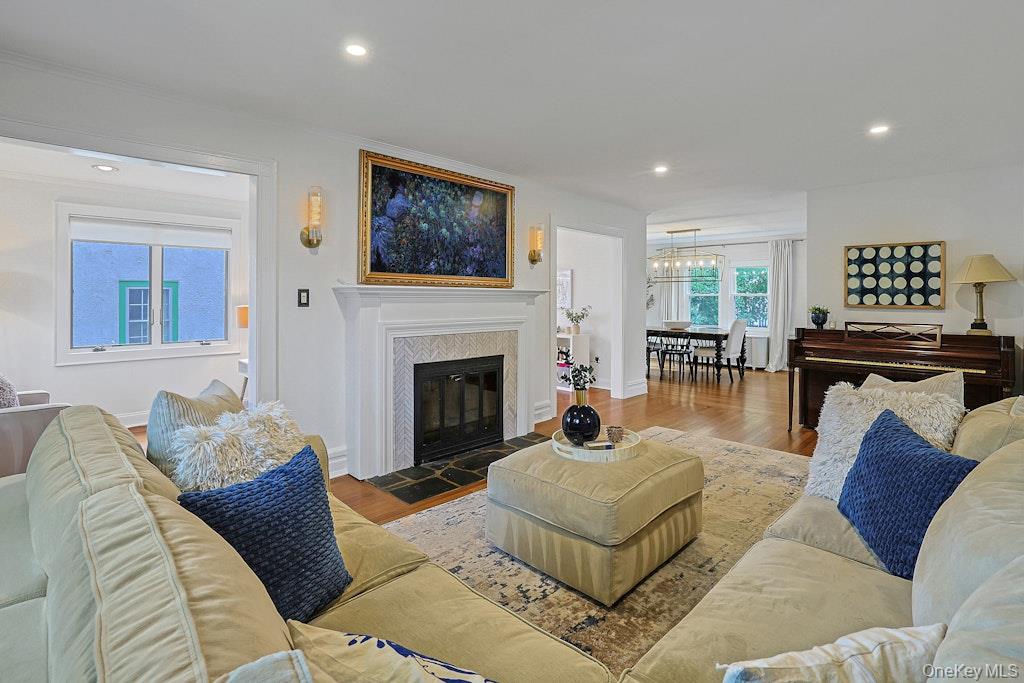 541 Second Avenue