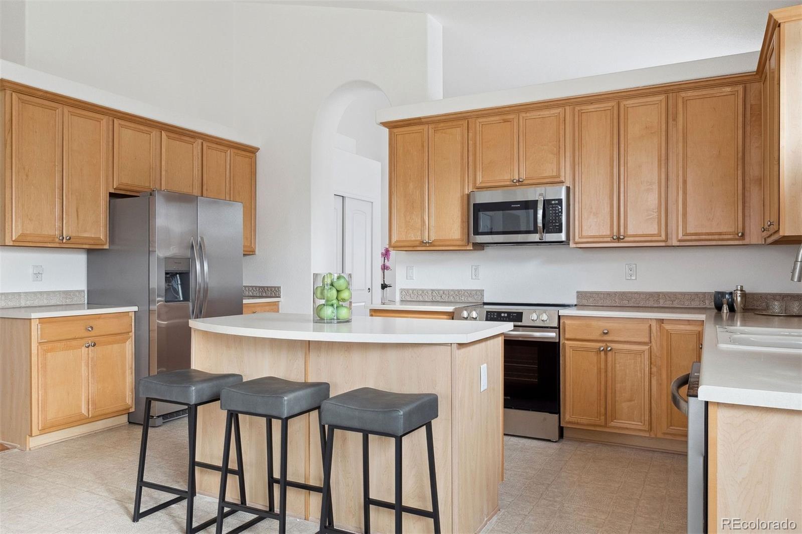 7870 W 94th Place