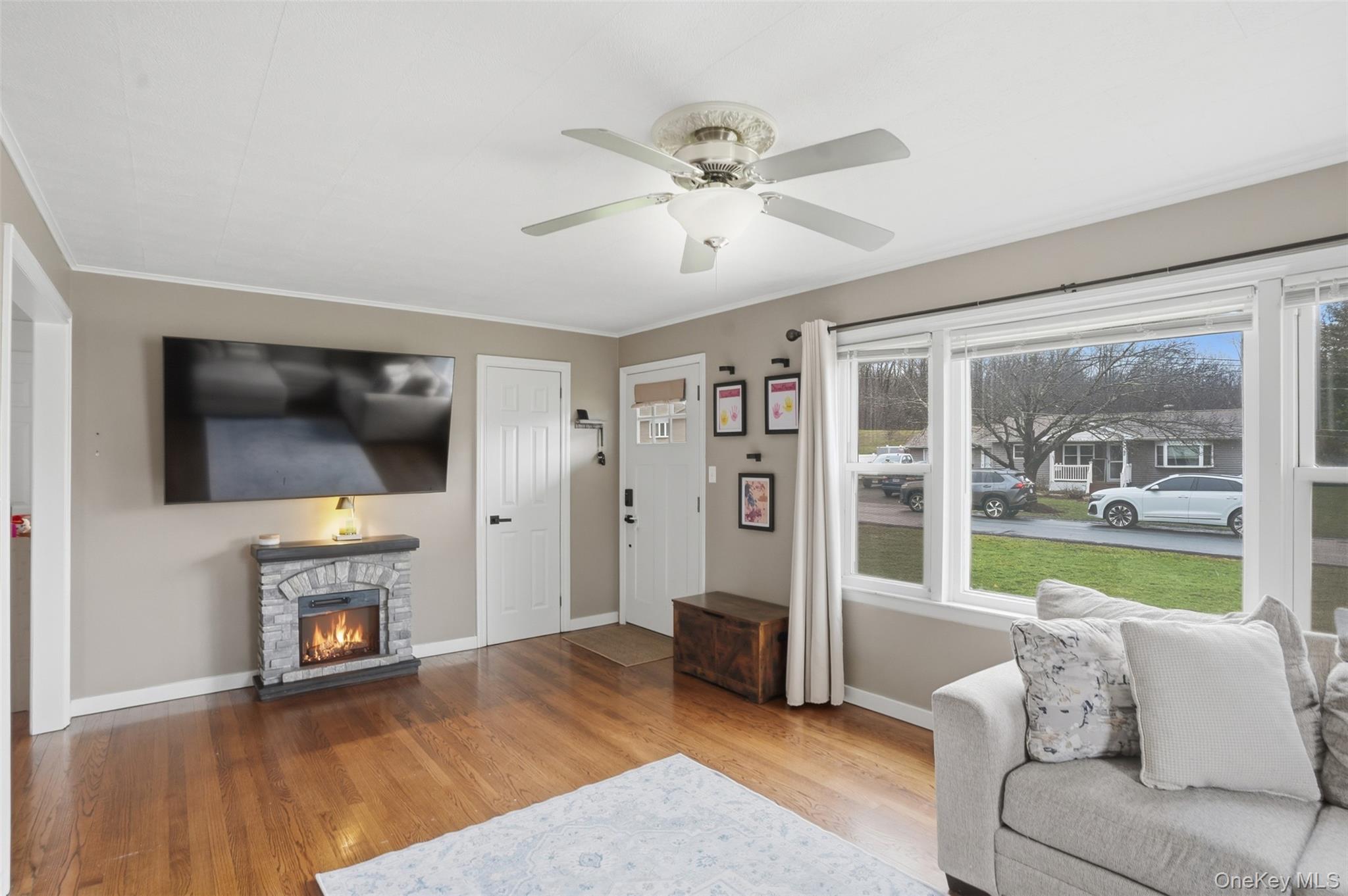 19 Reservoir Avenue