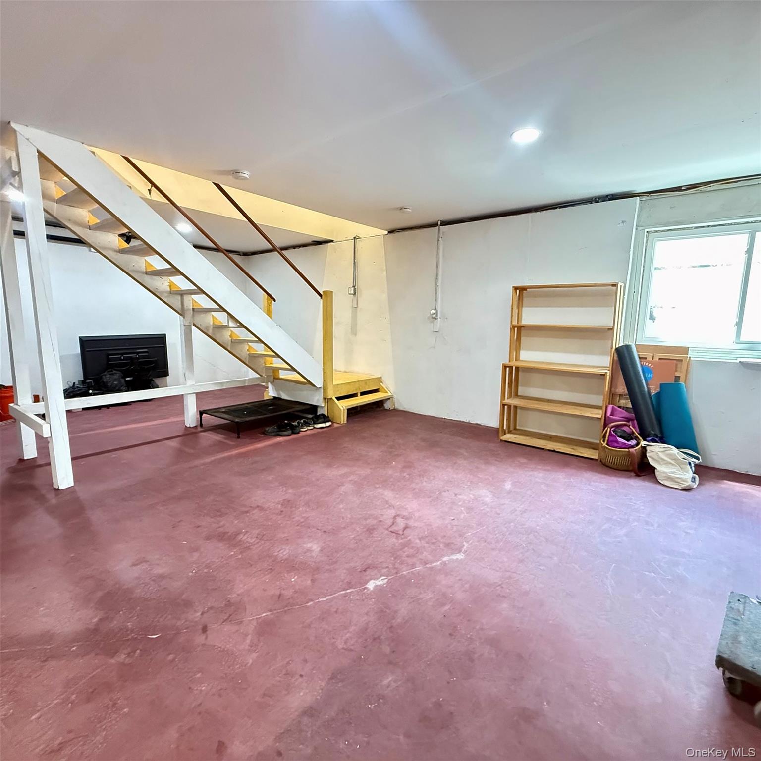 47 Willow Drive