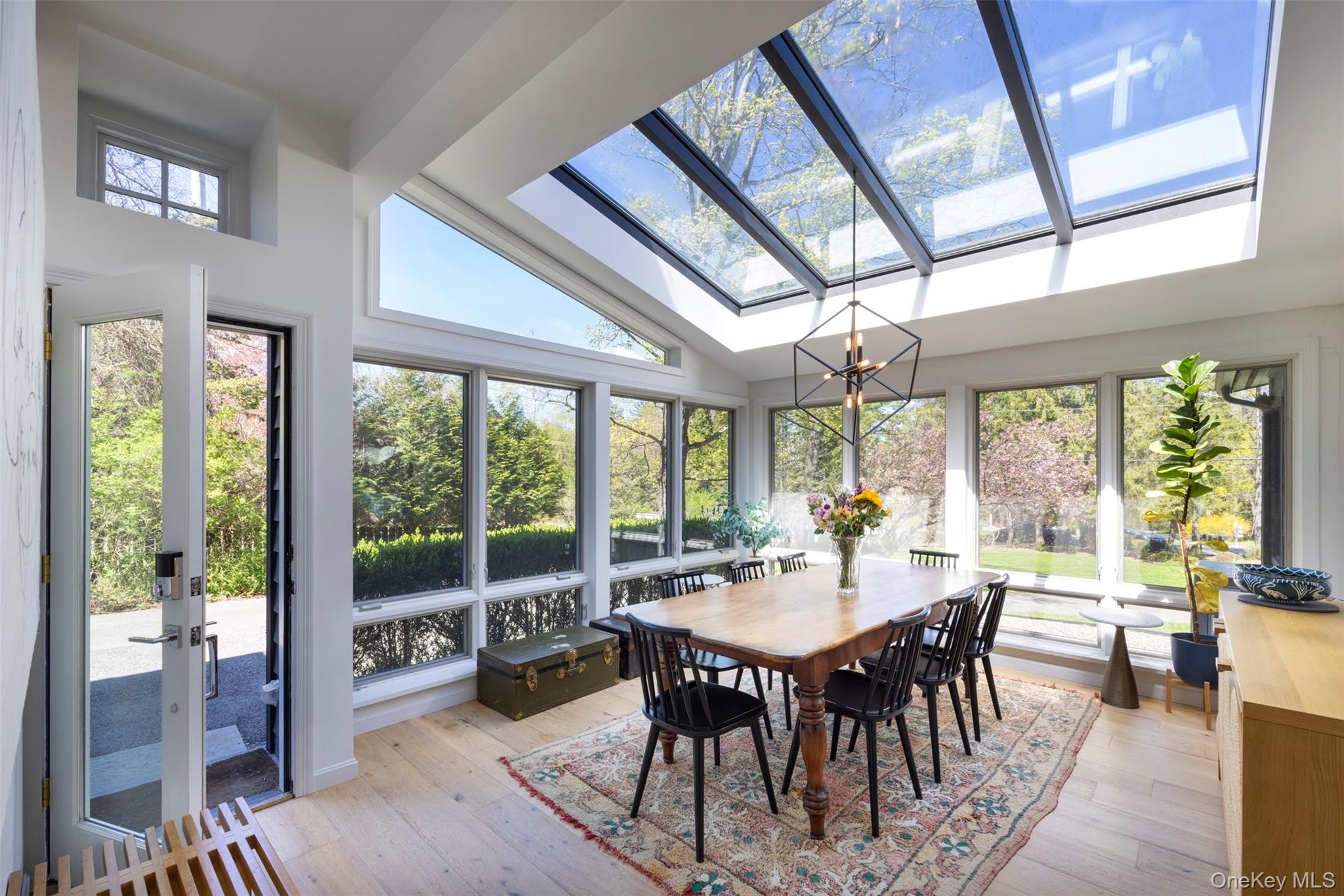 15-17 Broadview Road