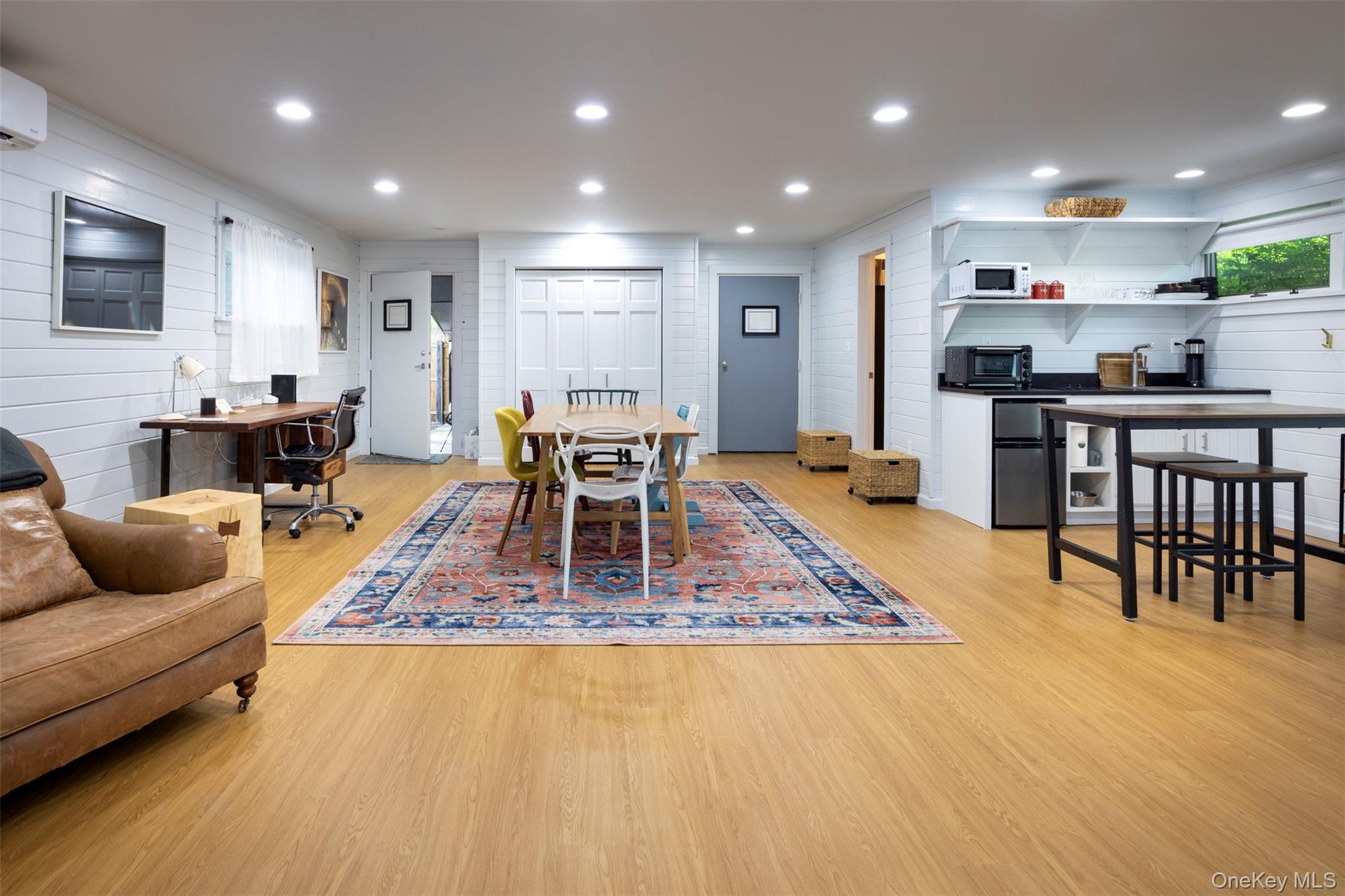 15-17 Broadview Road