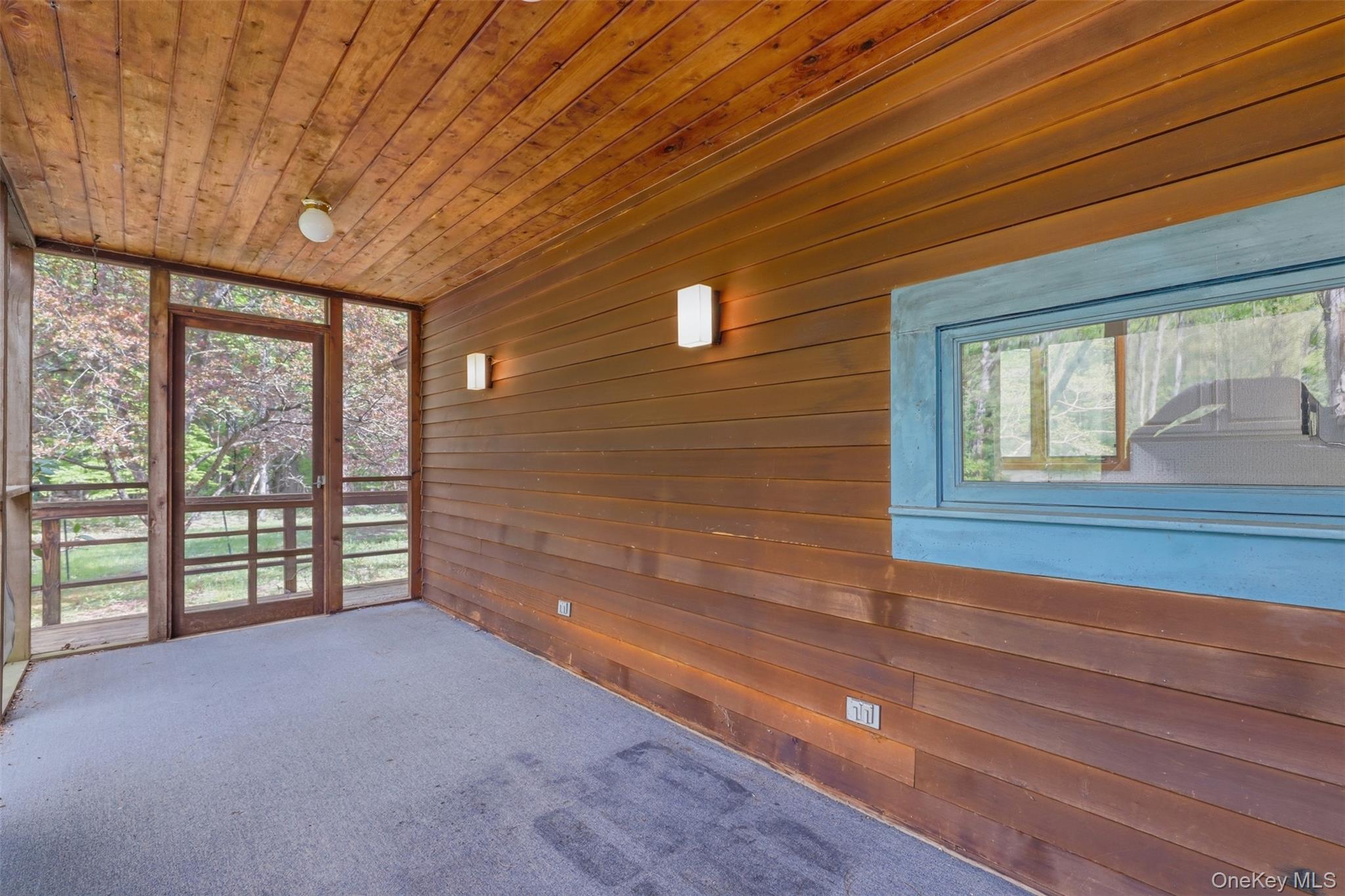 99 Wildflower Lane