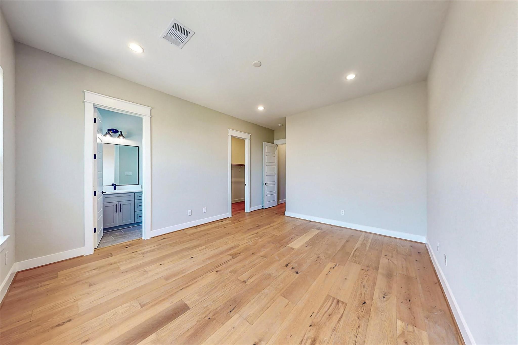 110 E 28th Street