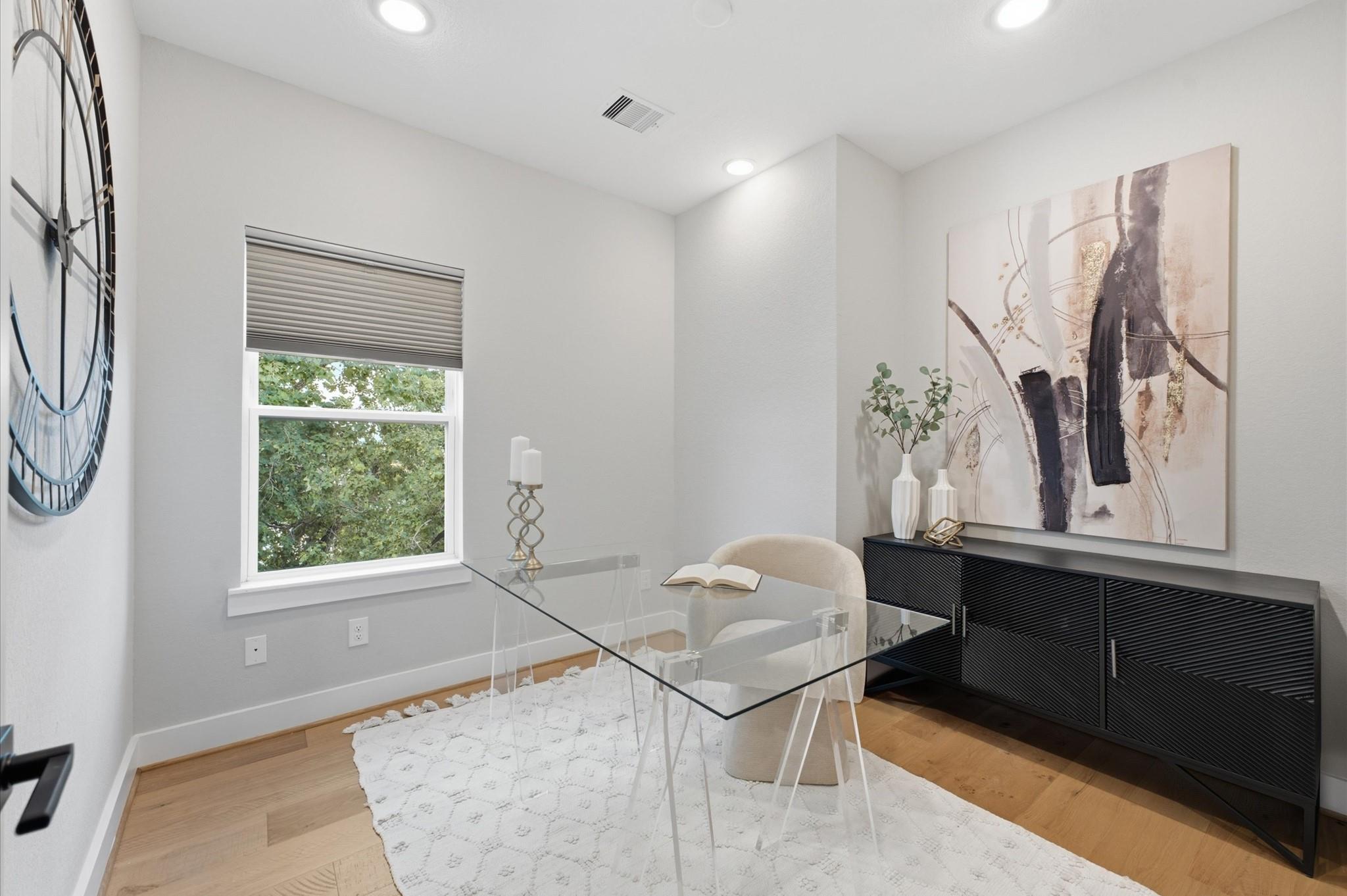 110 E 28th Street