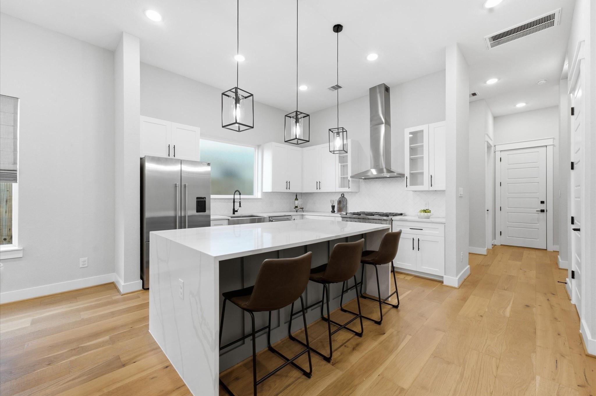 110 E 28th Street