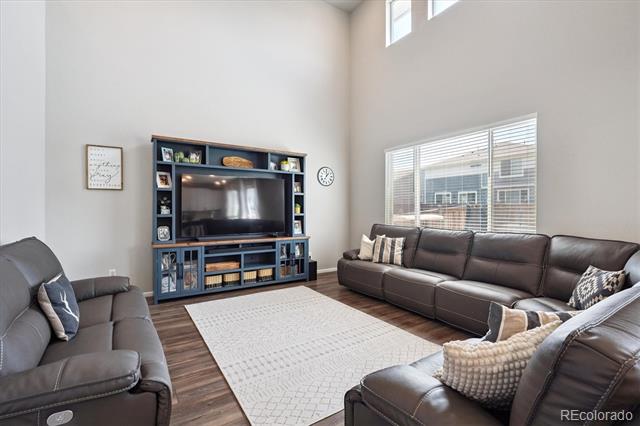 2758 Shikra Place