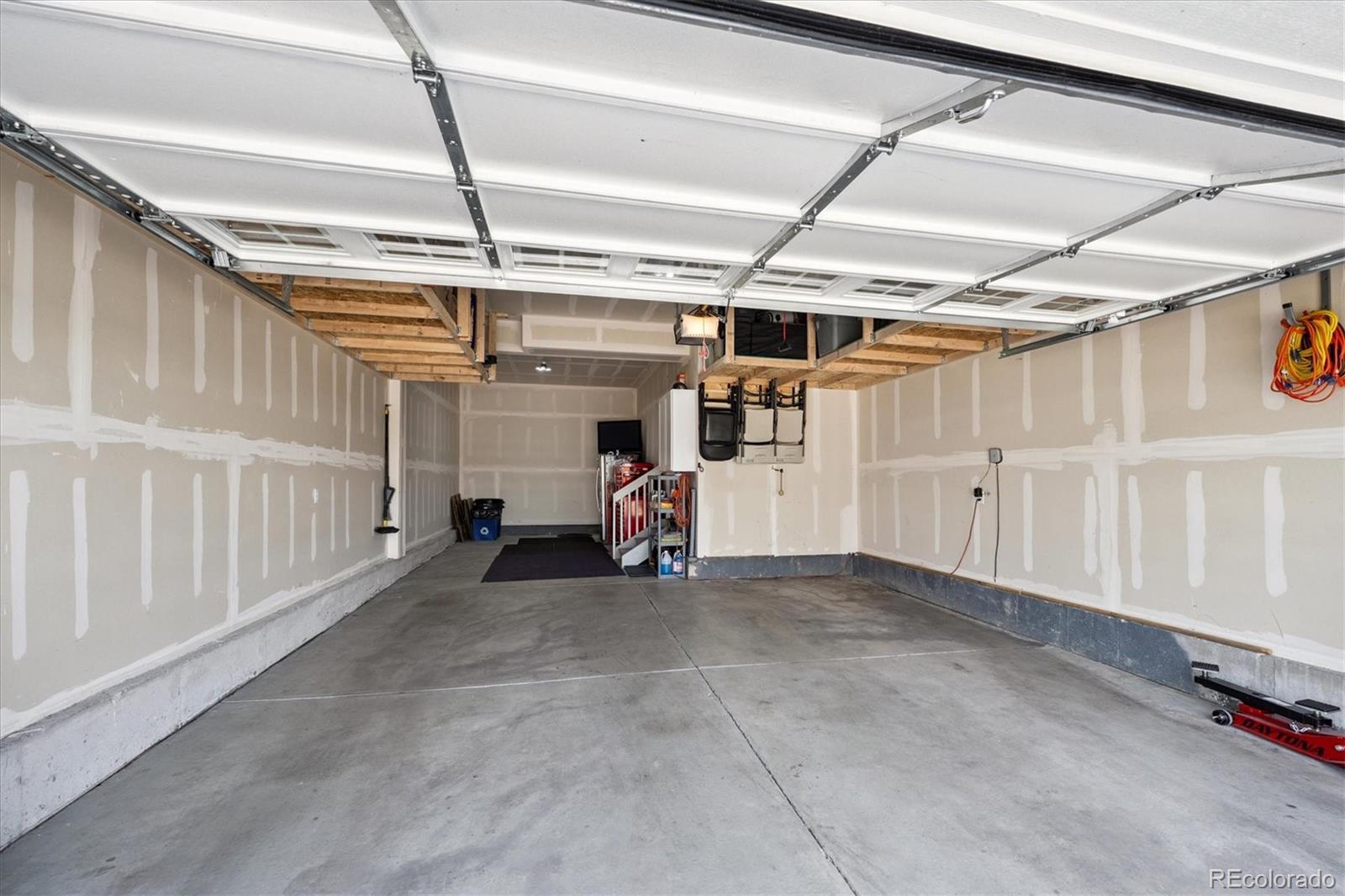 2758 Shikra Place