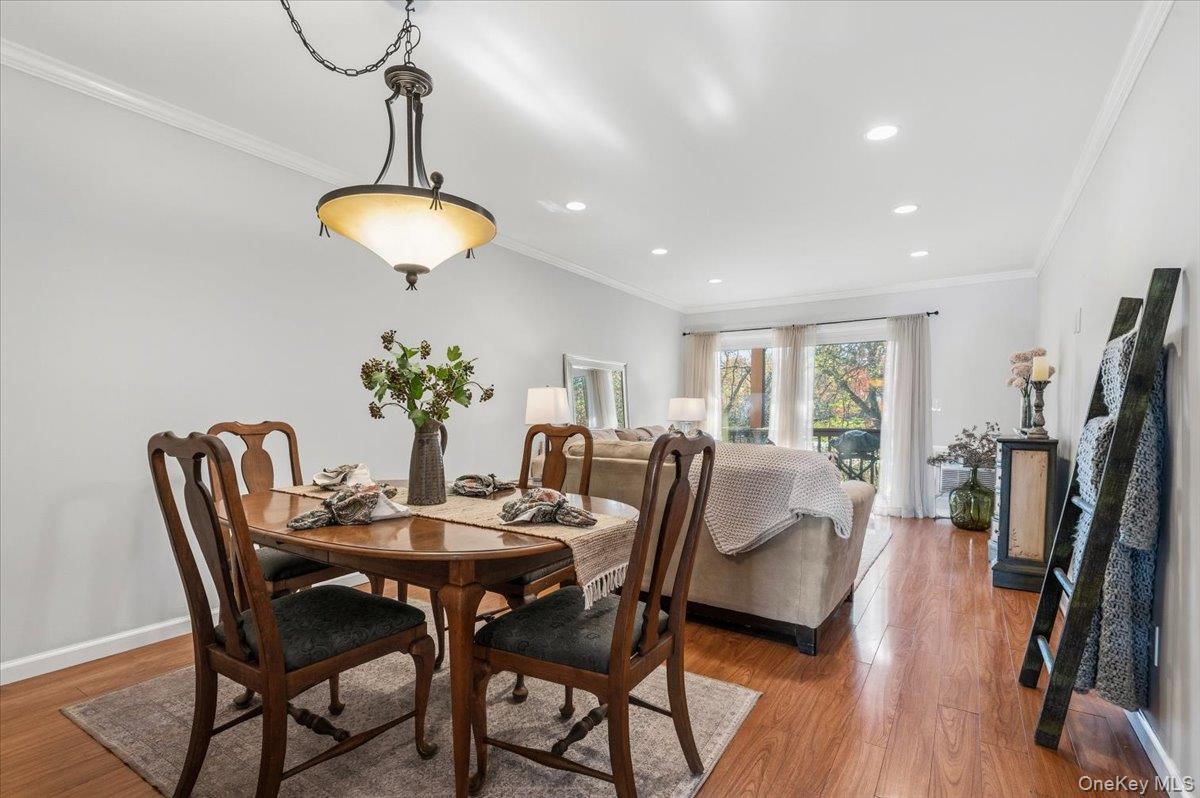 40 West 4 St Unit: 163