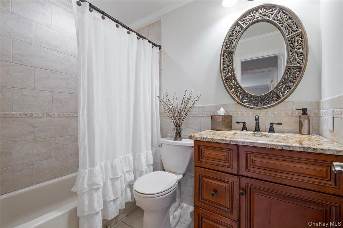 40 West 4 St Unit: 163