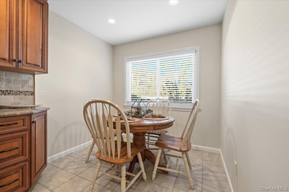 40 West 4 St Unit: 163