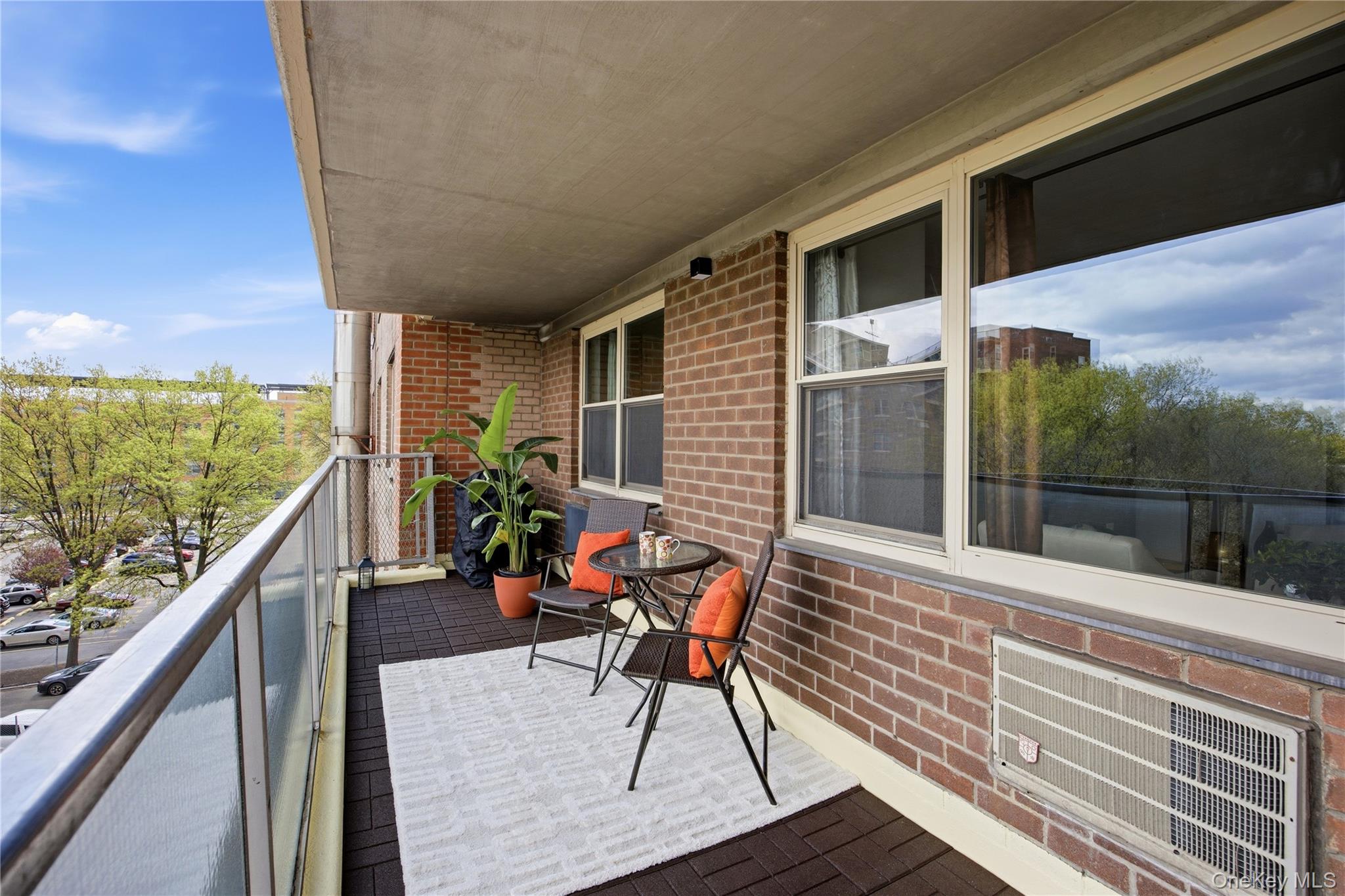 400 Cozine Avenue Unit: 5E