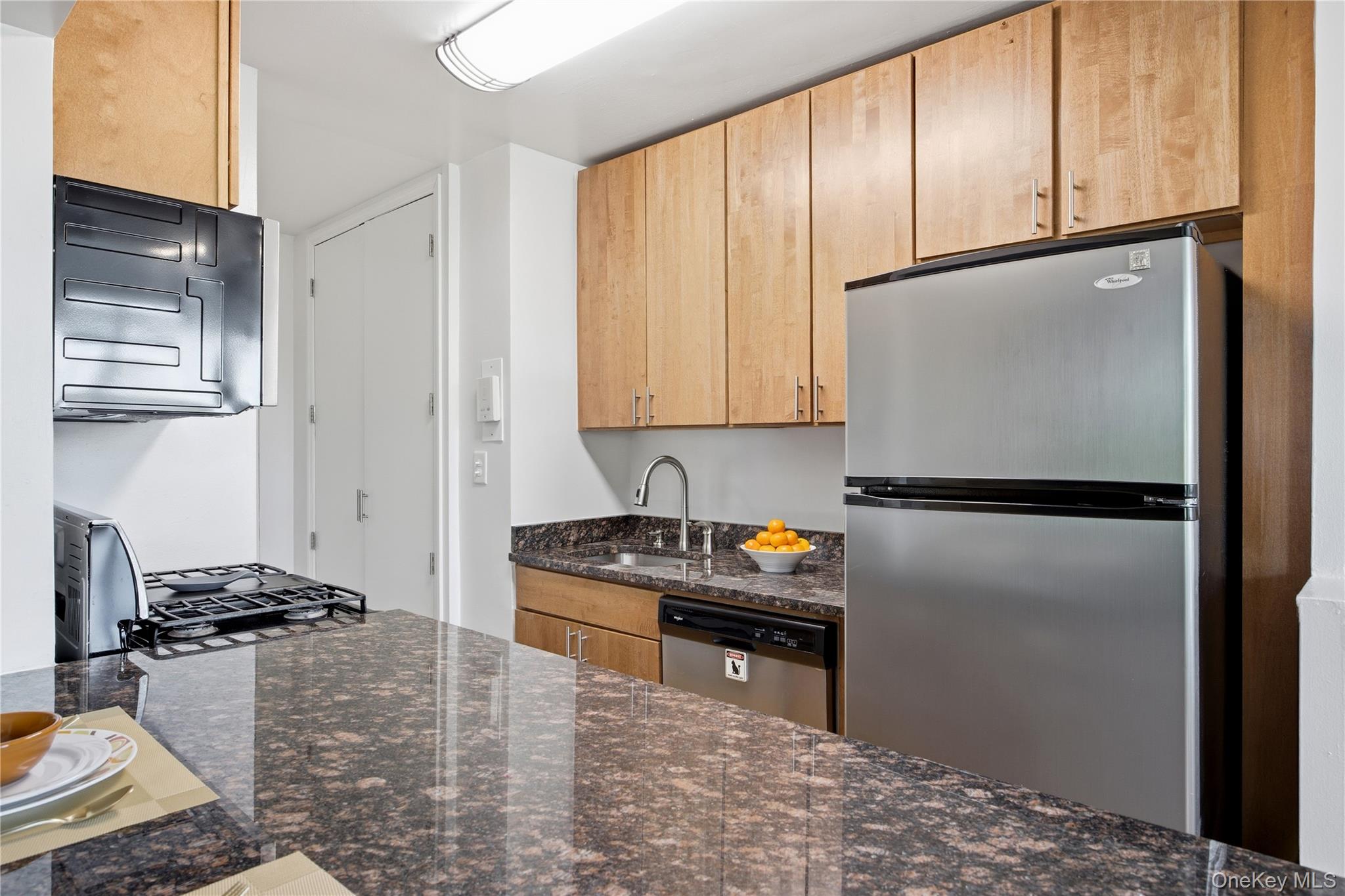 400 Cozine Avenue Unit: 5E