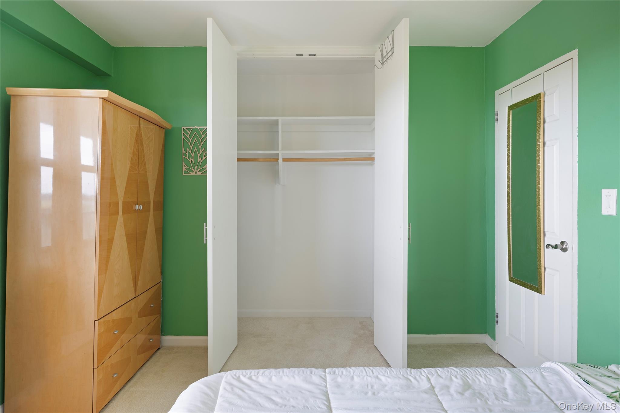 400 Cozine Avenue Unit: 5E