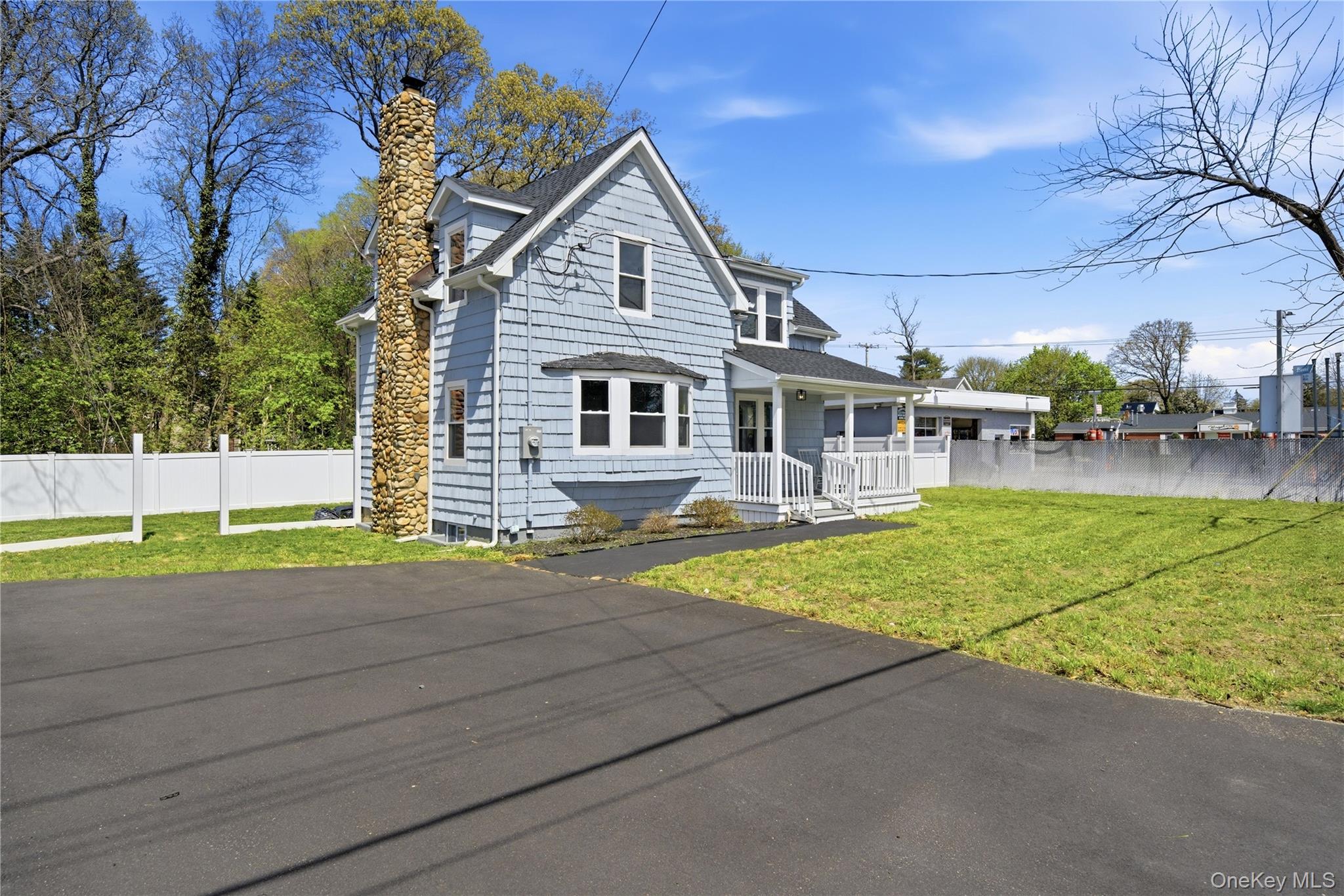 749 E Main Street