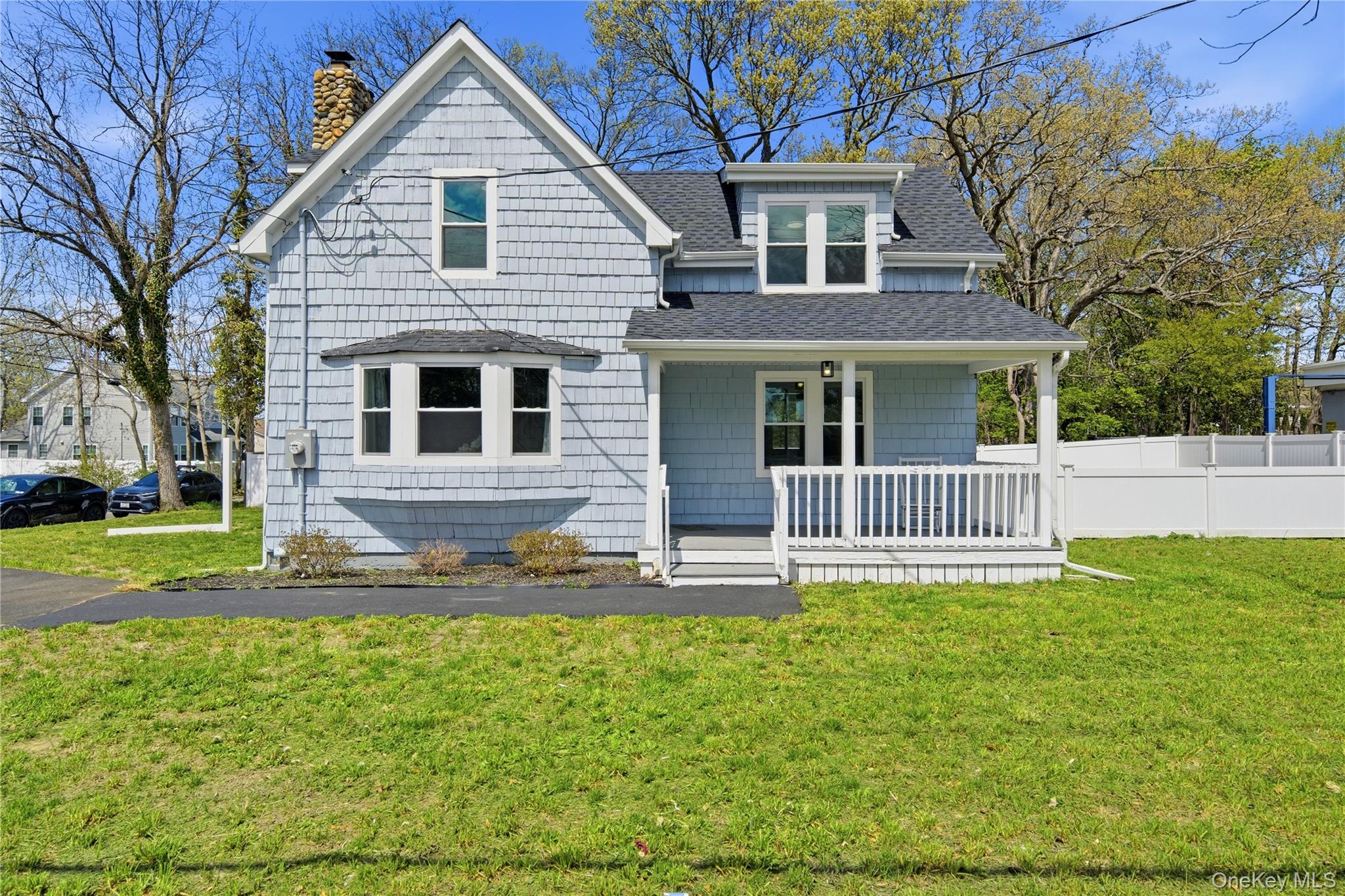 749 E Main Street
