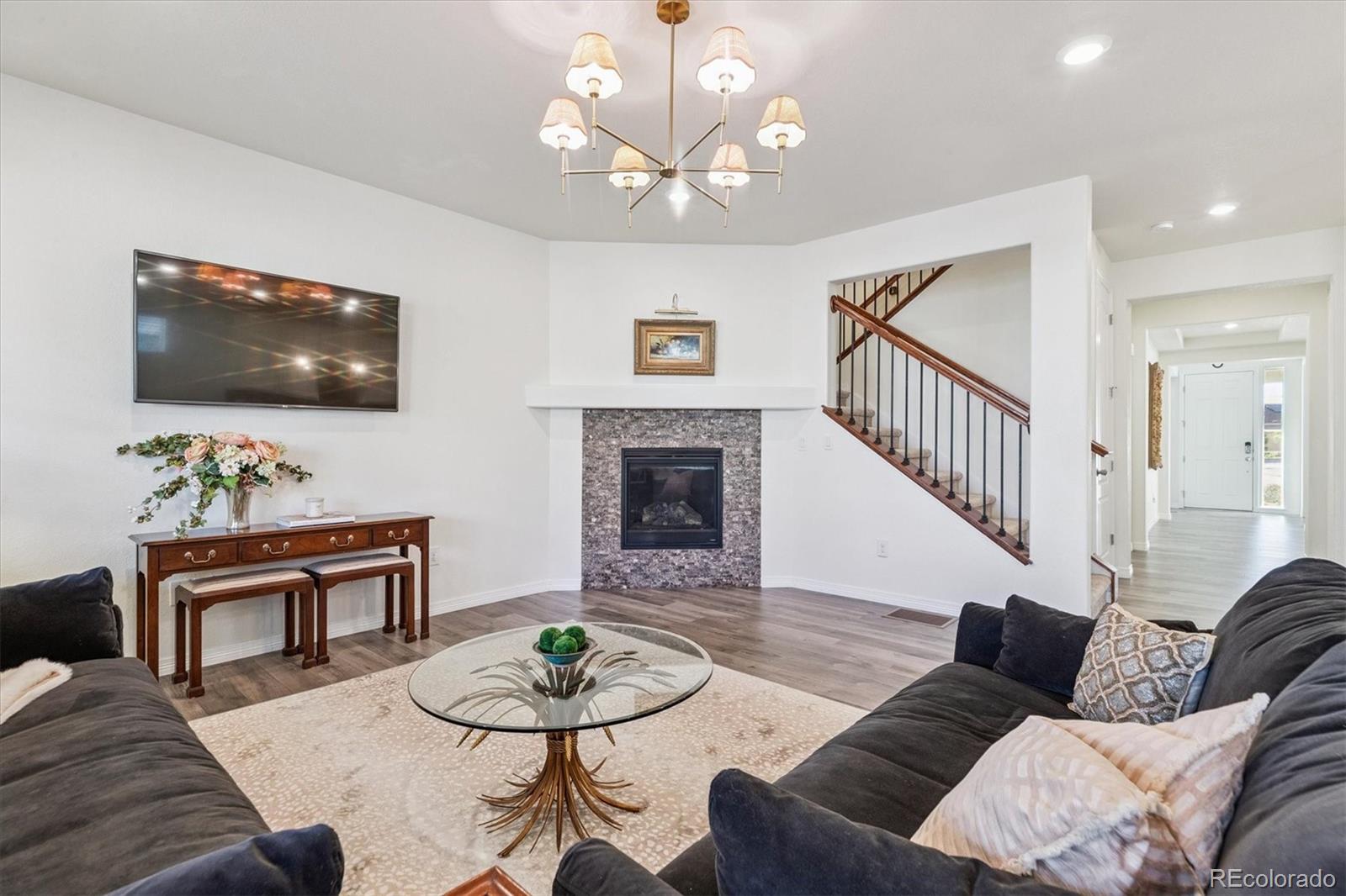 14938 Vienna Circle