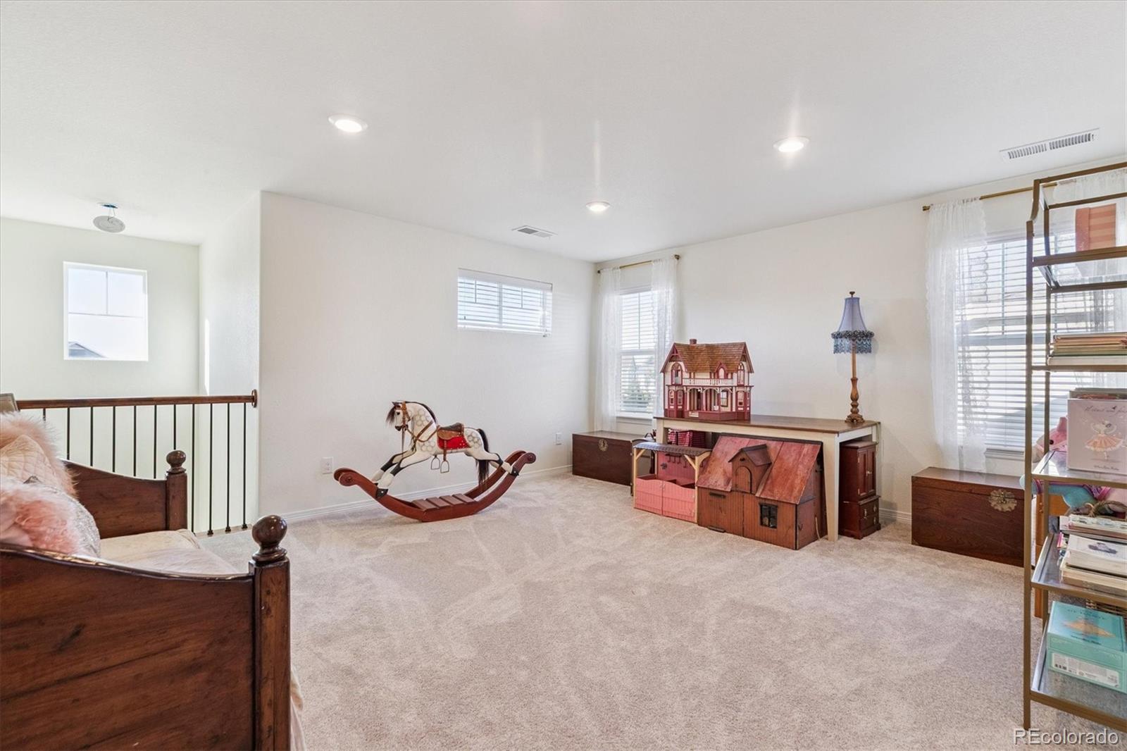 14938 Vienna Circle
