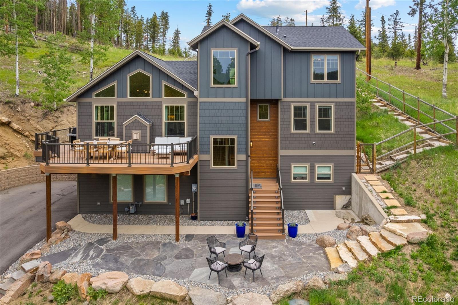 32311 Lodgepole Drive