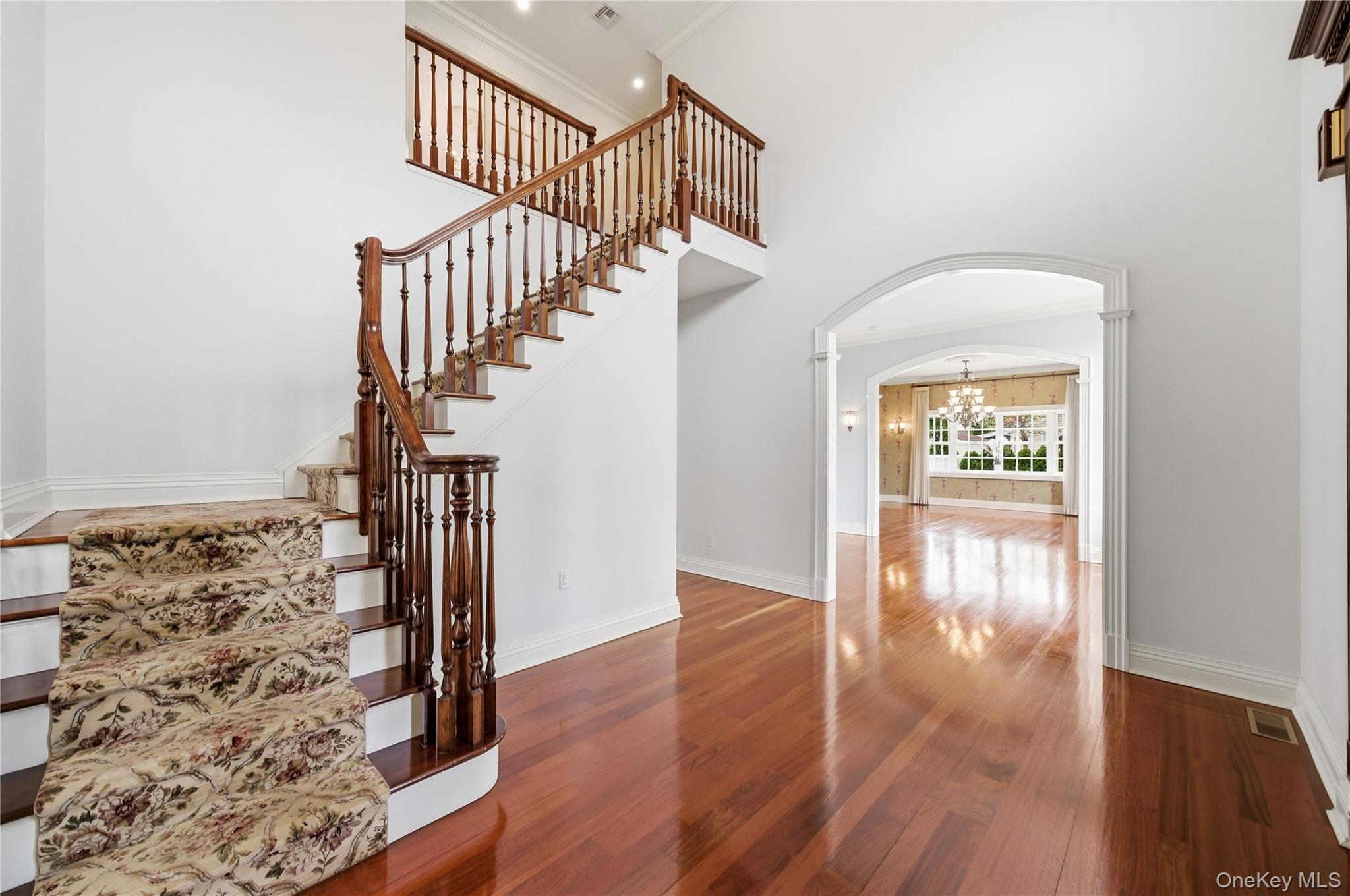 6 Sunhill Road